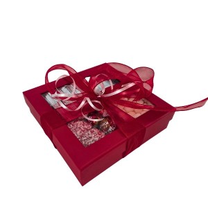 Holiday Gift Feature: Holiday Hot Cocoa Gift Box