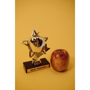 No more mugs! Gift guide for Teachers and Coaches