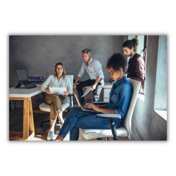 The Benefits of Gifting to Employees and Colleagues in Early September